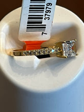 Load image into Gallery viewer, GOLD PLATED RECTANGULAR SHAPE STONE RING