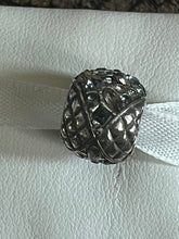 Load image into Gallery viewer, NEW-BRIGHTON Americana Bead
