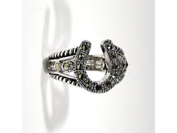 Horseshoe Ring